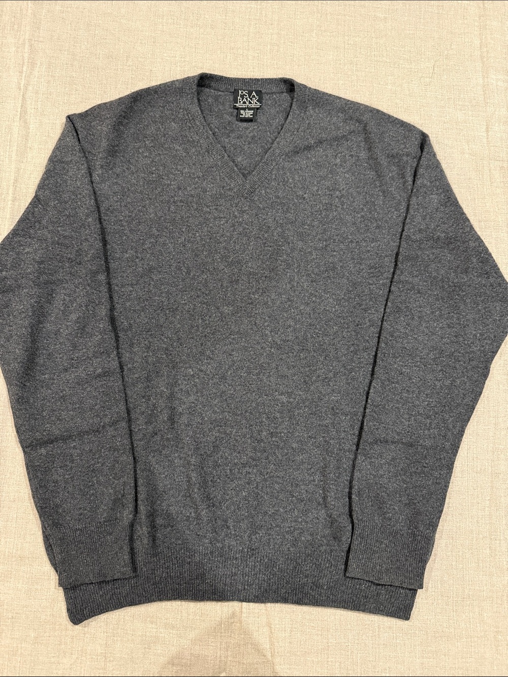 Jos. A. Bank Traveler’s 100% Cashmere V-Neck Sweater Men’s L Gray